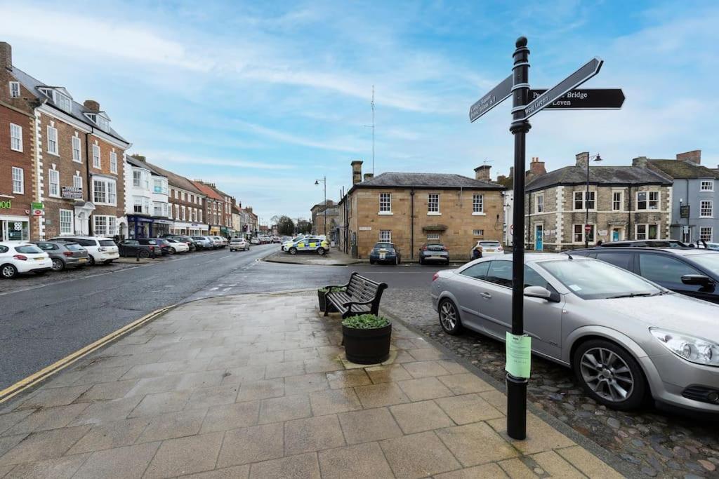 In The Heart Of It! Villa Stokesley Buitenkant foto